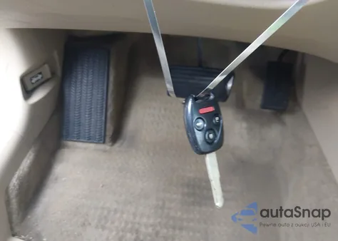 2011 Honda Accord 2.4 Se from USA, damaged, VIN 1HGCP2F61BA145000